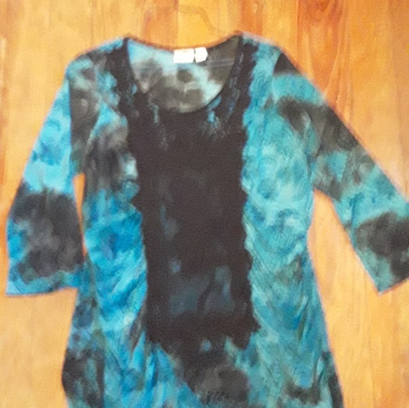 Top - Picture 3 of 3